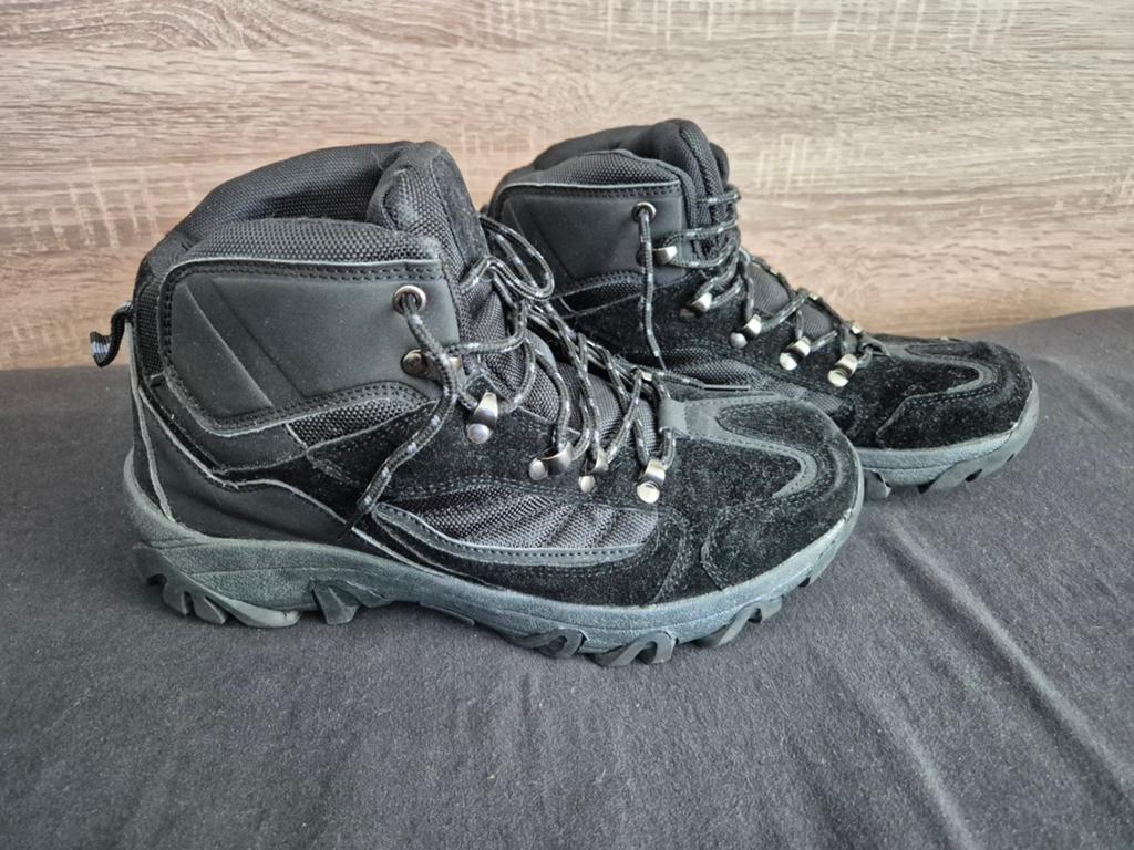 Schoenen 1 van 13, maat 42, Zwart, Nieuw, Wandelschoenen, Ophalen of Verzenden