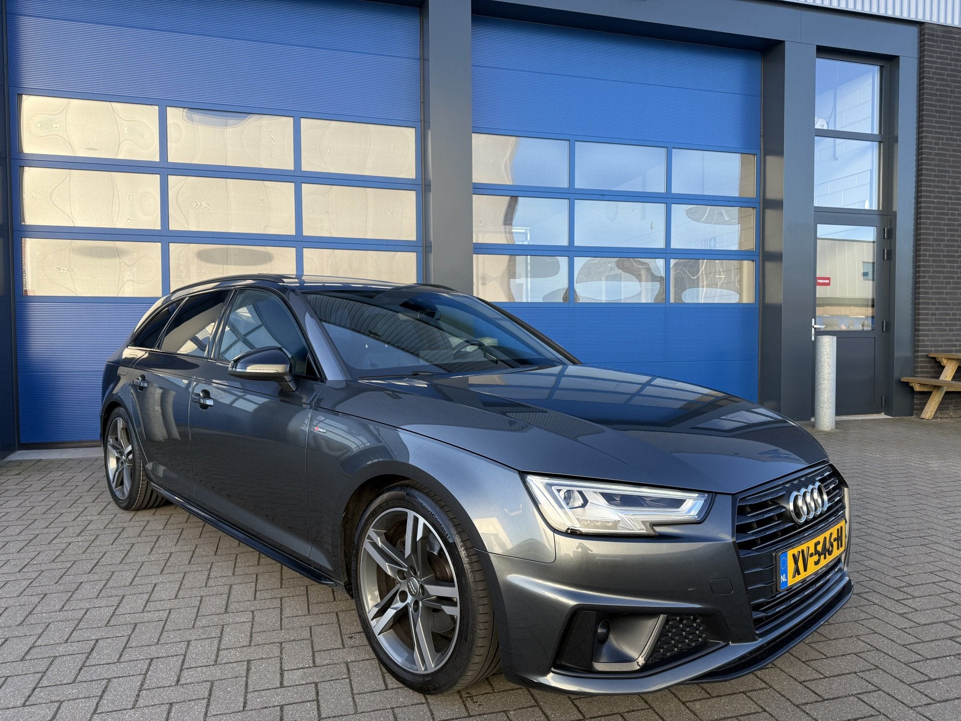 Audi A4 Avant 40 TFSI 190pK Pano/ Led/ Automaat/ Sport S lin, Auto's, Dealer onderhouden, Gebruikt, 1984 cc, A4