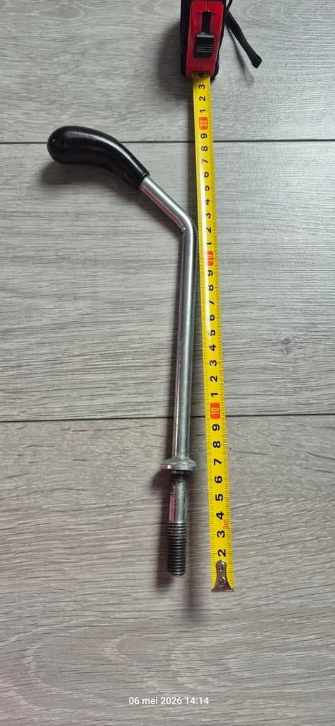 Neuswielhendel 30 cm., Caravans en Kamperen, Caravan accessoires, Ophalen of Verzenden, Gebruikt
