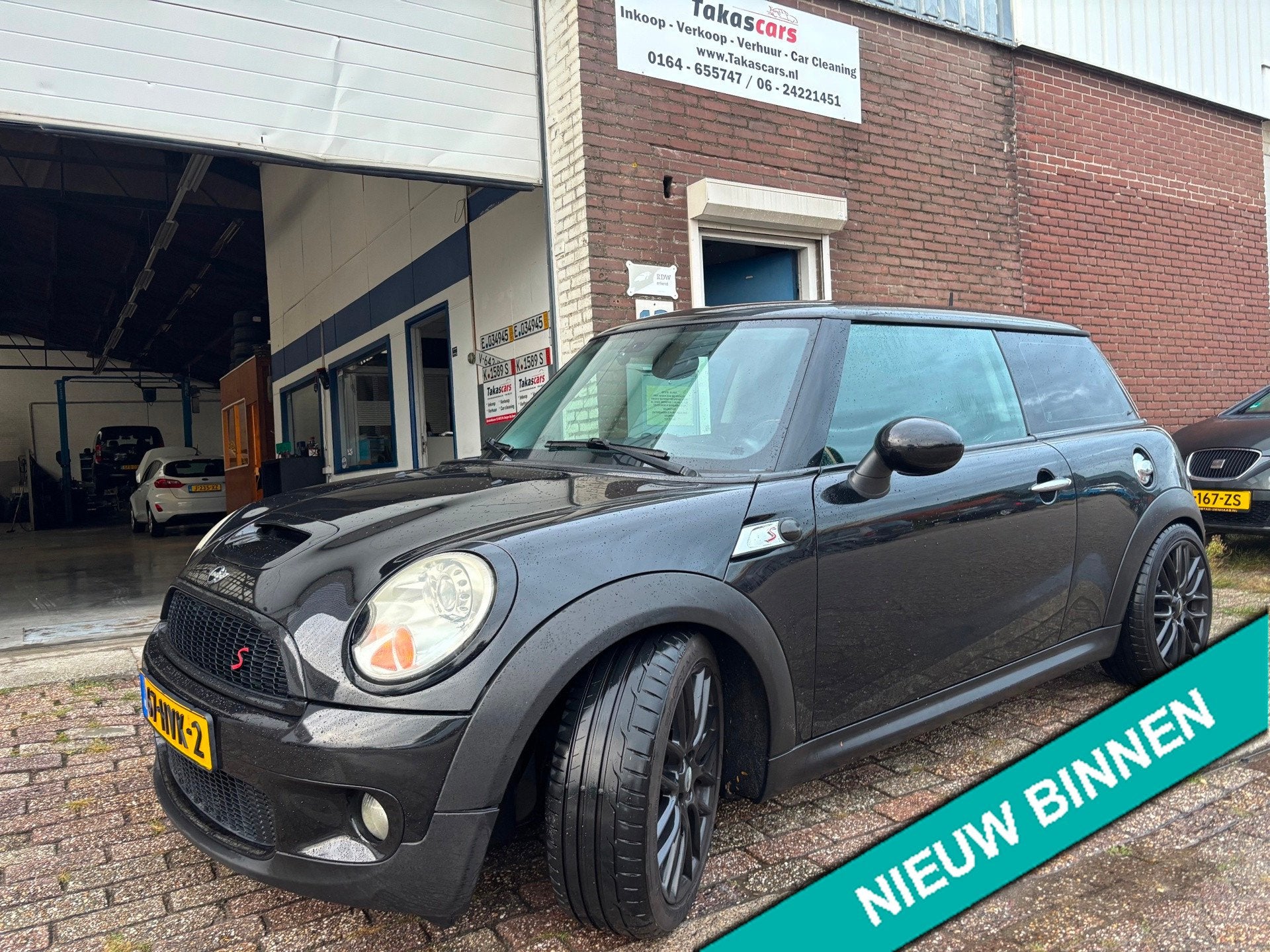 Mini 3-Deurs 1.6 Cooper S Chili AIRCO&NAVI&SPORT UITLAAT&APK, Auto's, Mini, Voorwielaandrijving, Dealer onderhouden, Gebruikt