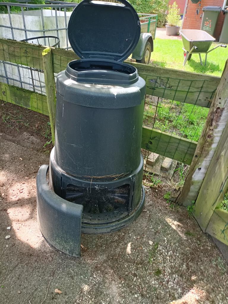 Compost vat, Ophalen