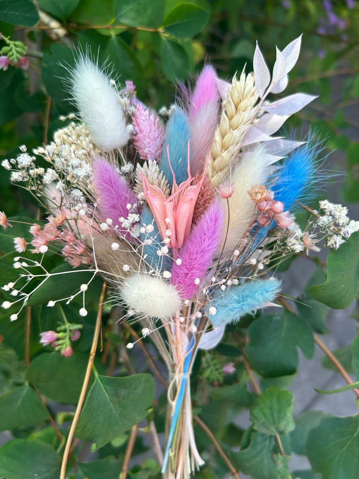 Prachtig corsage met pastelkleurige droogbloemen, Ophalen of Verzenden, Nieuw, Meerkleurig, Natuurlijk materiaal