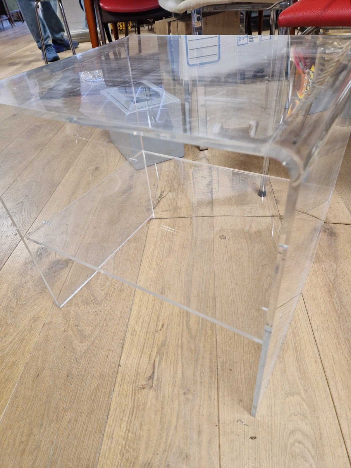 Vintage Plexiglas Bijzettafel - Helder en Modern Design, 45 tot 60 cm, Kunststof, Gebruikt, Modern, Vintage