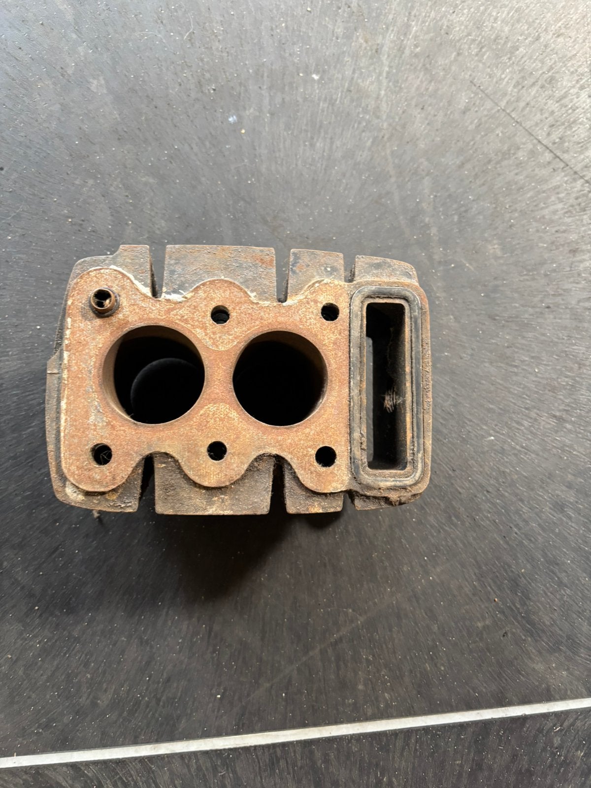 Honda Cylinder 125 cc viertakt met dubbele zuiger., Motoren, Ophalen of Verzenden