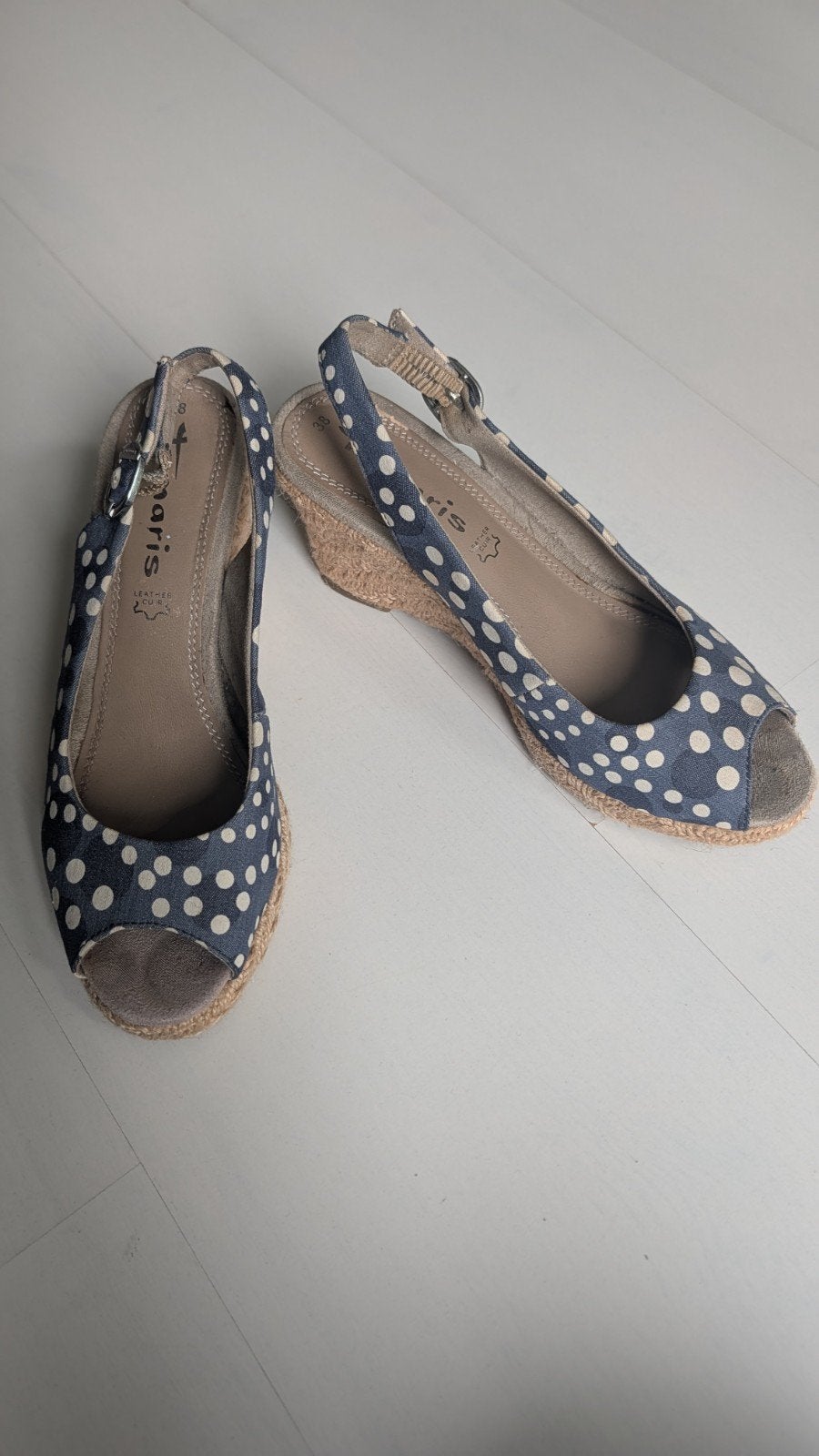 Tamaris espadrille sandalen met stippen, maat 38, Tamaris, Blauw, Ophalen of Verzenden, Espadrilles of Moccasins