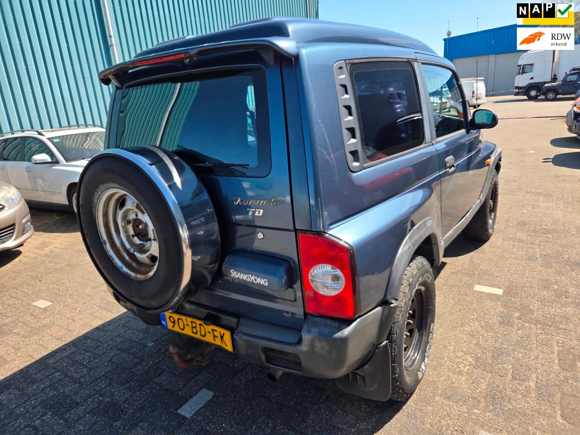 SsangYong Korando 2.9 TD km 192xxx NAP Rijdt super apk new, Auto's, Bestelauto's, Gebruikt, 2800 kg, Origineel Nederlands, Bedrijf