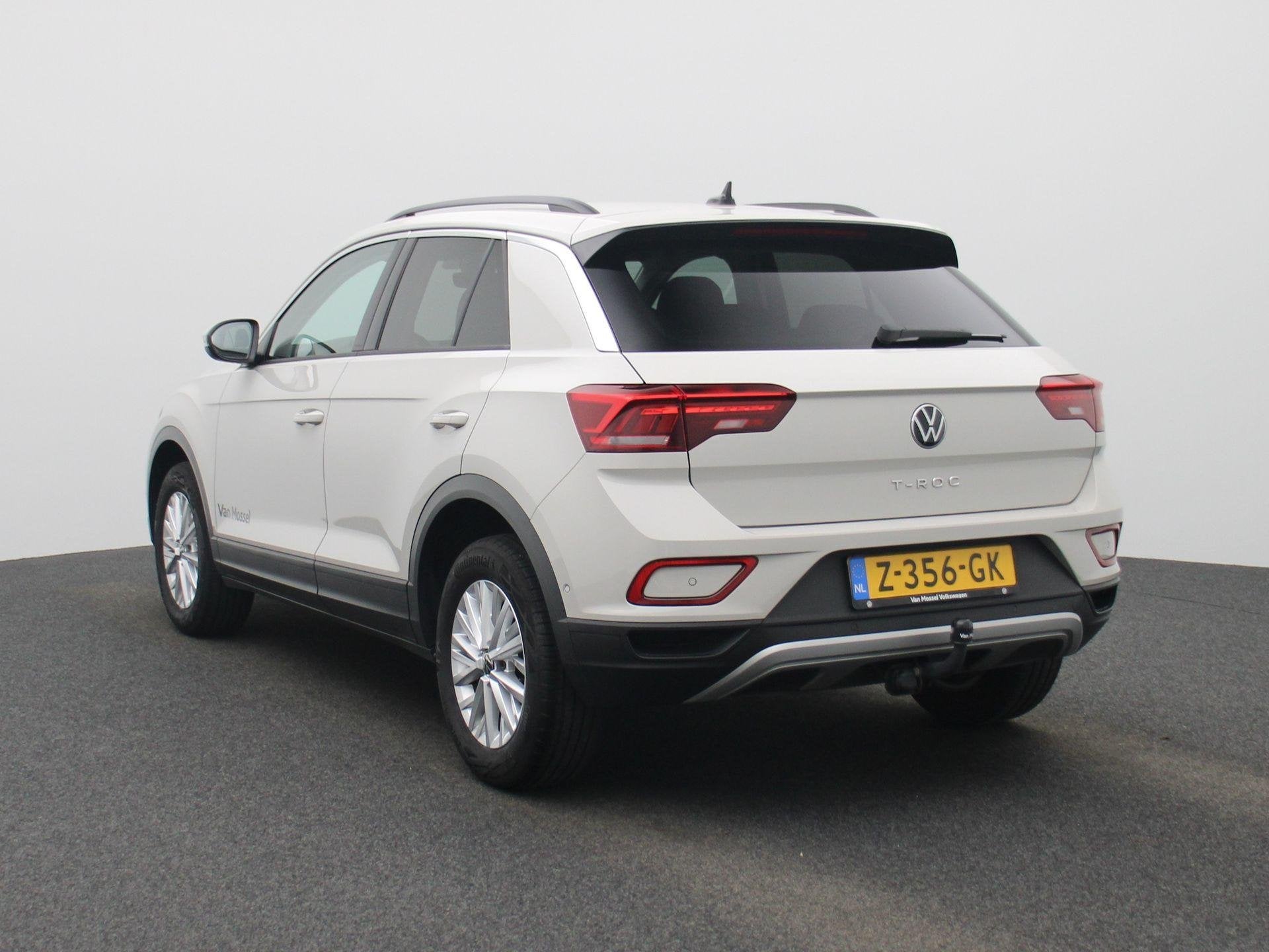 Volkswagen T-Roc 1.0 TSI Life | Navigatie | Draadloze Apple, 12 maanden, Stof, 1192 kg, Origineel Nederlands