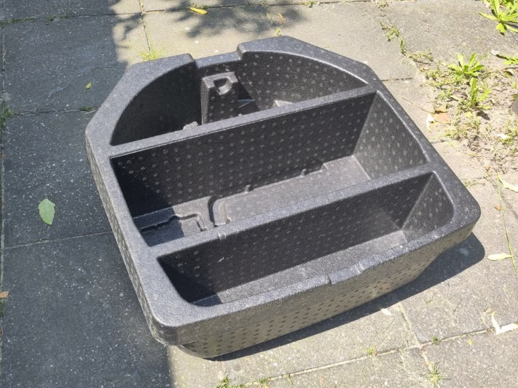 Handige reservewiel vulling voor gereedschap en krik, Ophalen of Verzenden, Zo goed als nieuw