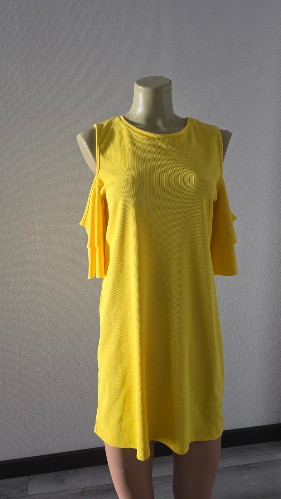 Zomerjurkje geel met flared mouwen, Kleding | Dames, Geel, Maat 46/48 (XL) of groter, Nieuw, Ophalen of Verzenden