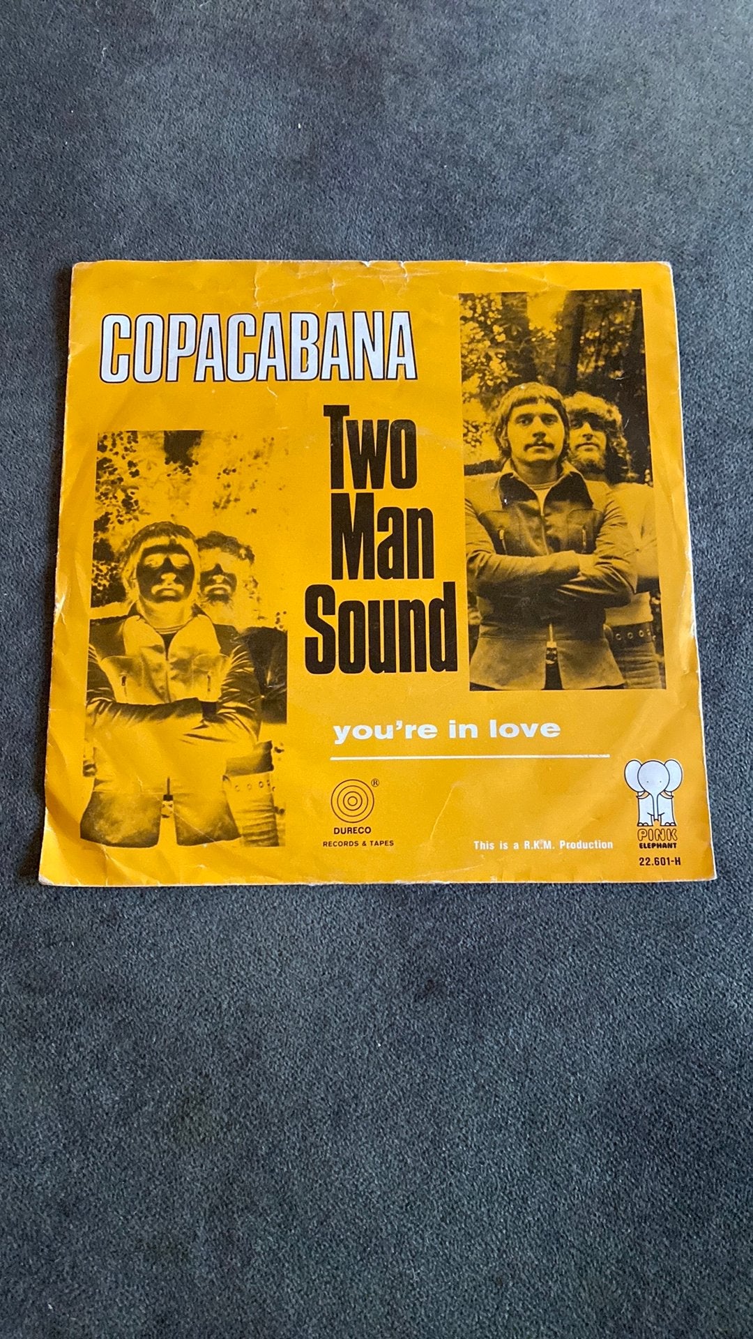 Vinyl single Two Man Sound - Copacabana, Ophalen of Verzenden, Zo goed als nieuw, Pop
