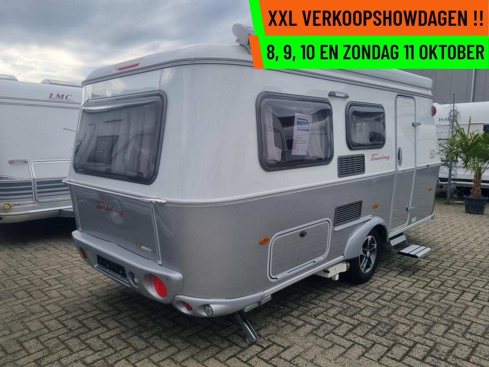Eriba TOURING 530 60 years MOVER + HEFDAK + CASS LUIFEL + LM, Bedrijf, 5 tot 6 meter, Eriba, Serviceluik