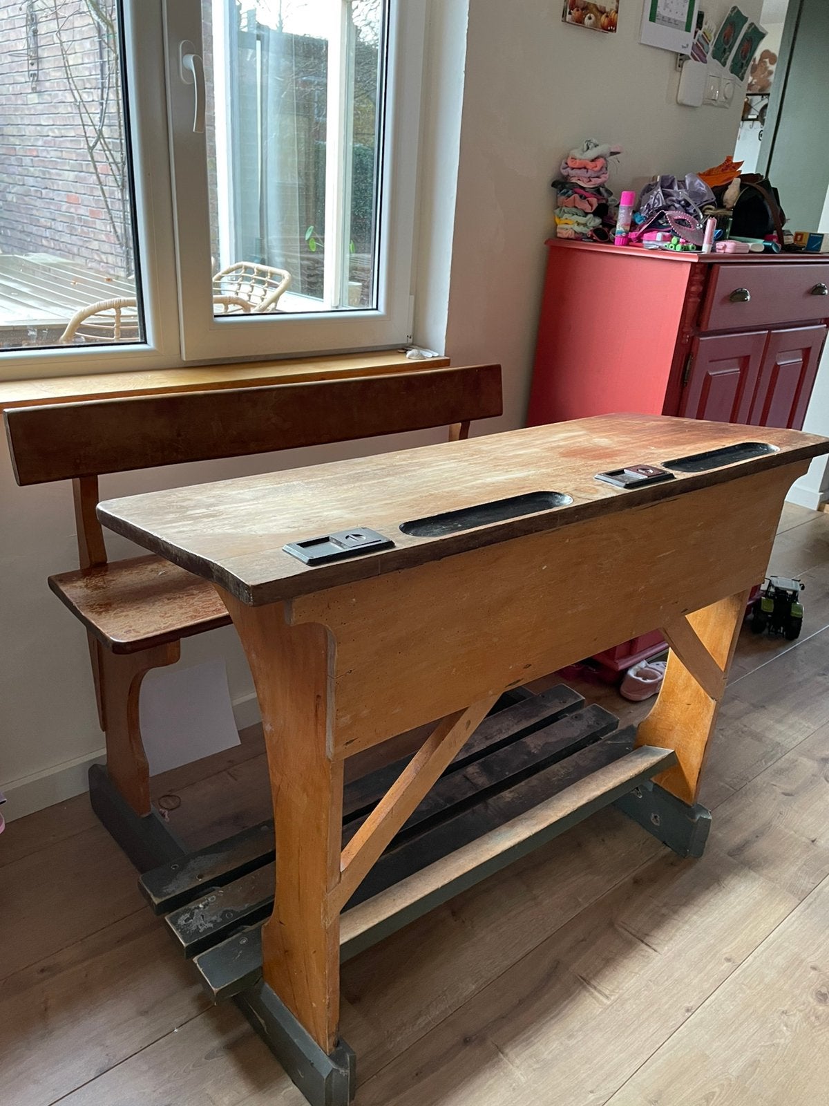 Vintage schoolbankje, Ophalen, Zo goed als nieuw, 25 tot 50 cm, Rechthoekig