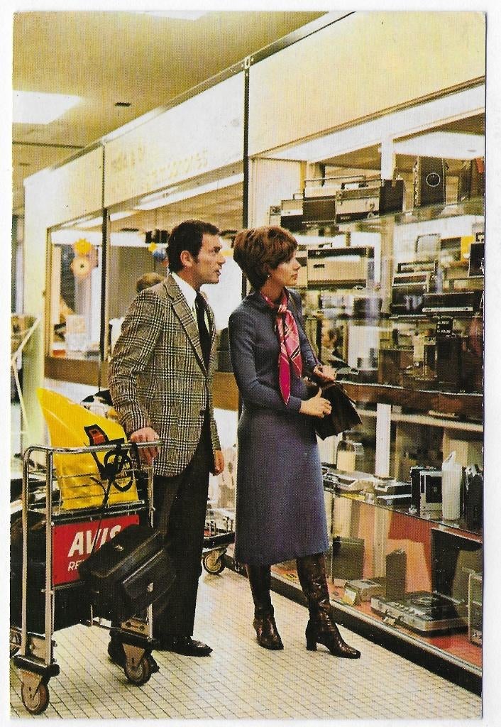 Amsterdam Airport Shopping Schiphol Ansichtkaart B4380, Ophalen of Verzenden, 1960 tot 1980, Gelopen, Noord-Holland