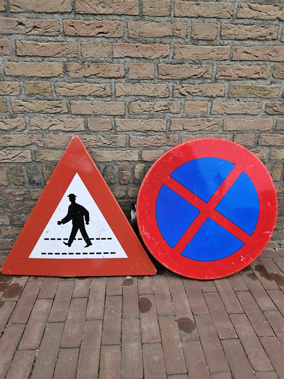 Verkeersbord. 2 stuks., Doe-het-zelf en Verbouw, Ophalen