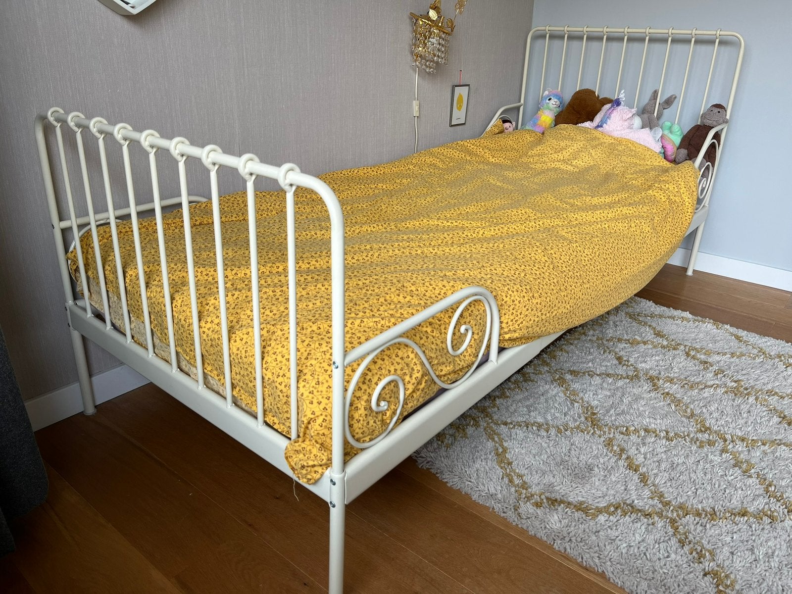 Kinderbed / meisjesbed te koop, Ophalen, 70 tot 85 cm, Zo goed als nieuw, Matras