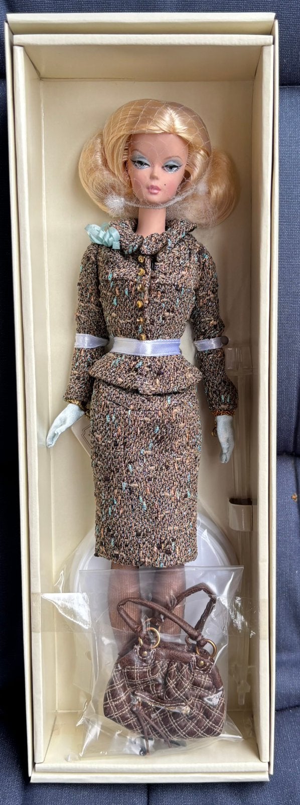 Tweed indeed Silkstone barbie NRFB, Ophalen of Verzenden, Zo goed als nieuw, Fashion Doll