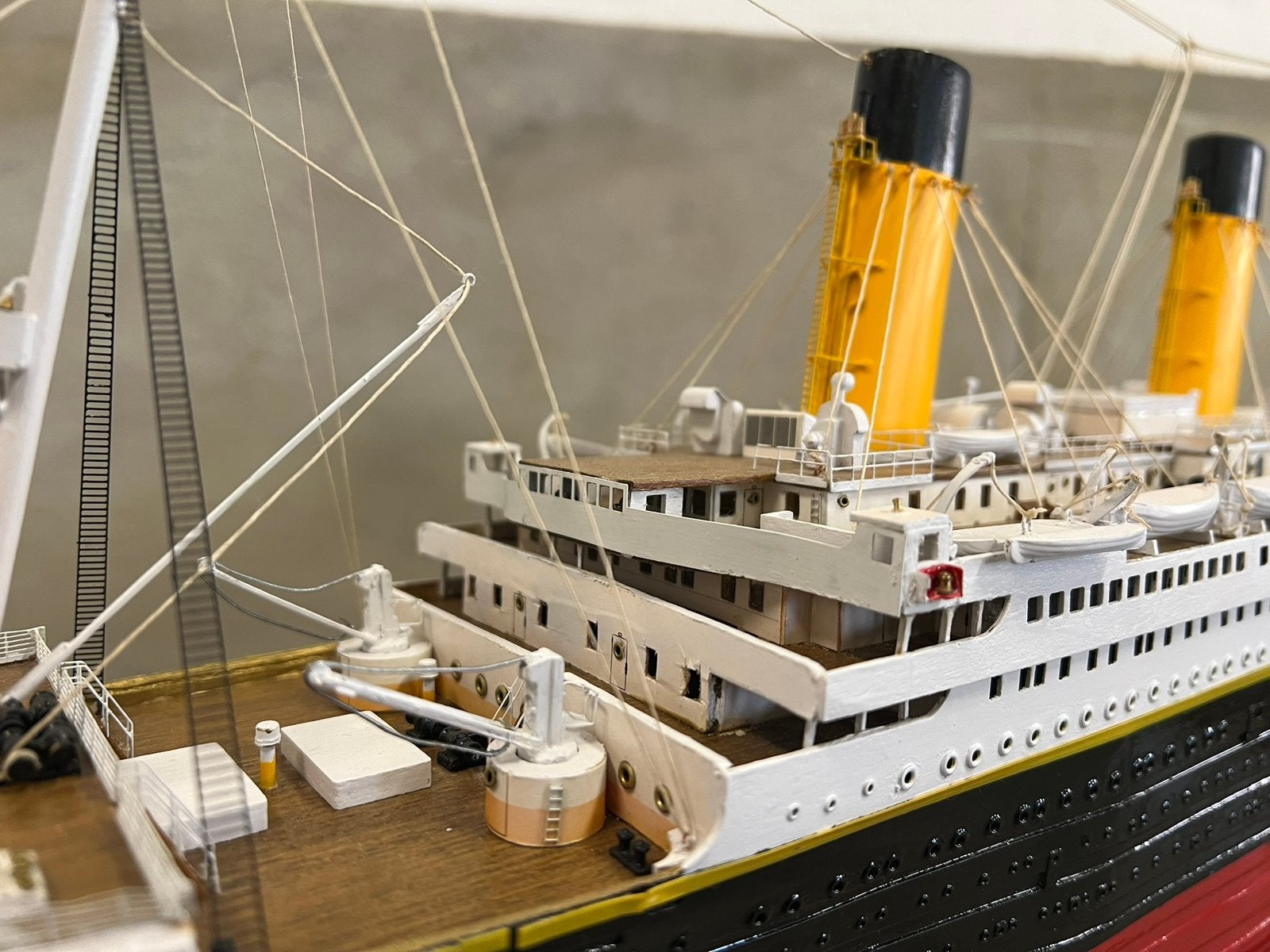 Prachtig gebouwde RMS Titanic, 108 cm hout, Hobby en Vrije tijd, Modelbouw | Boten en Schepen, Ophalen, Zo goed als nieuw, Nvt