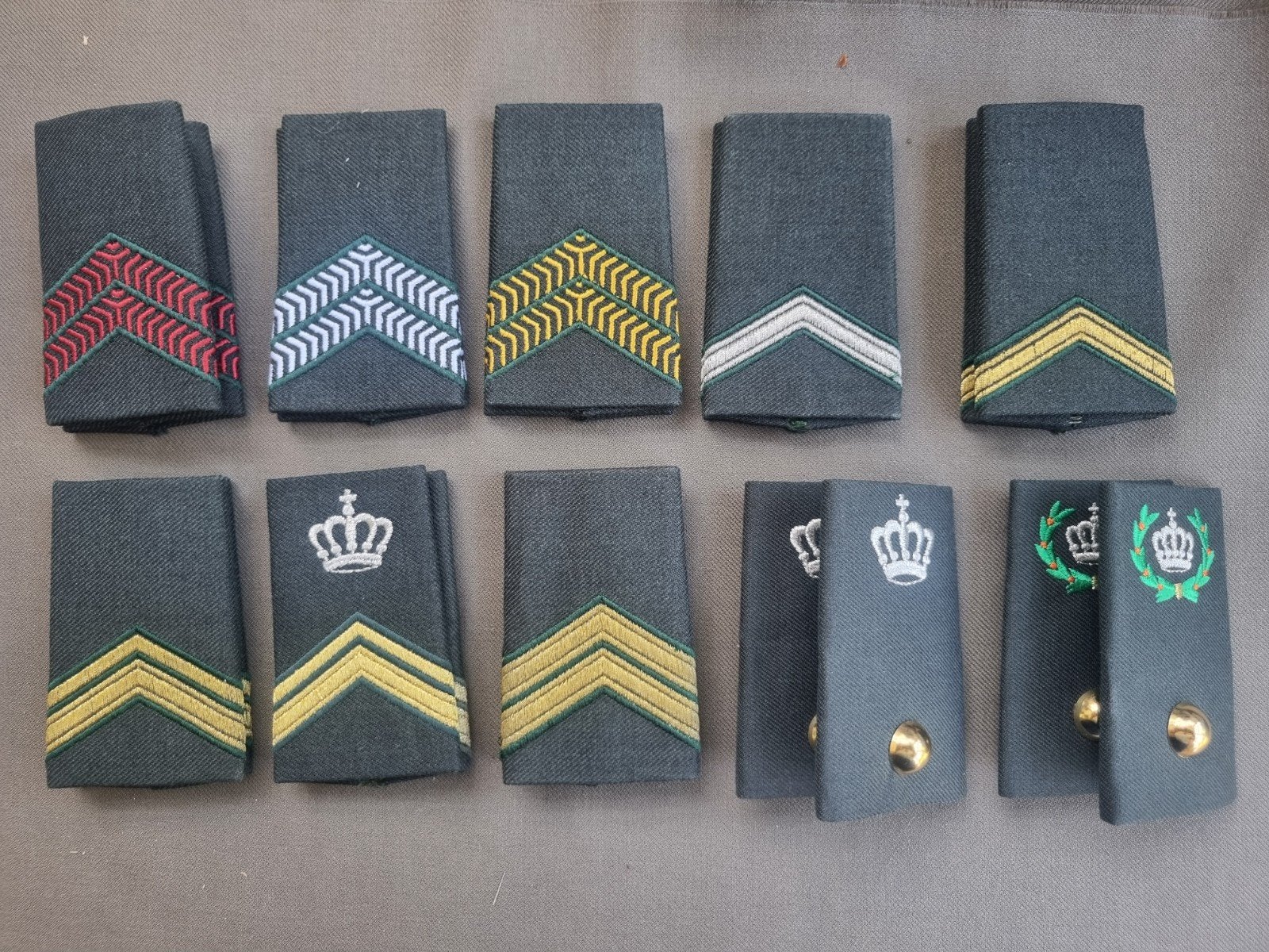10 setjes rangen DT 2000 jas koninklijke landmacht, Ophalen of Verzenden, Landmacht, Nederland, Embleem of Badge