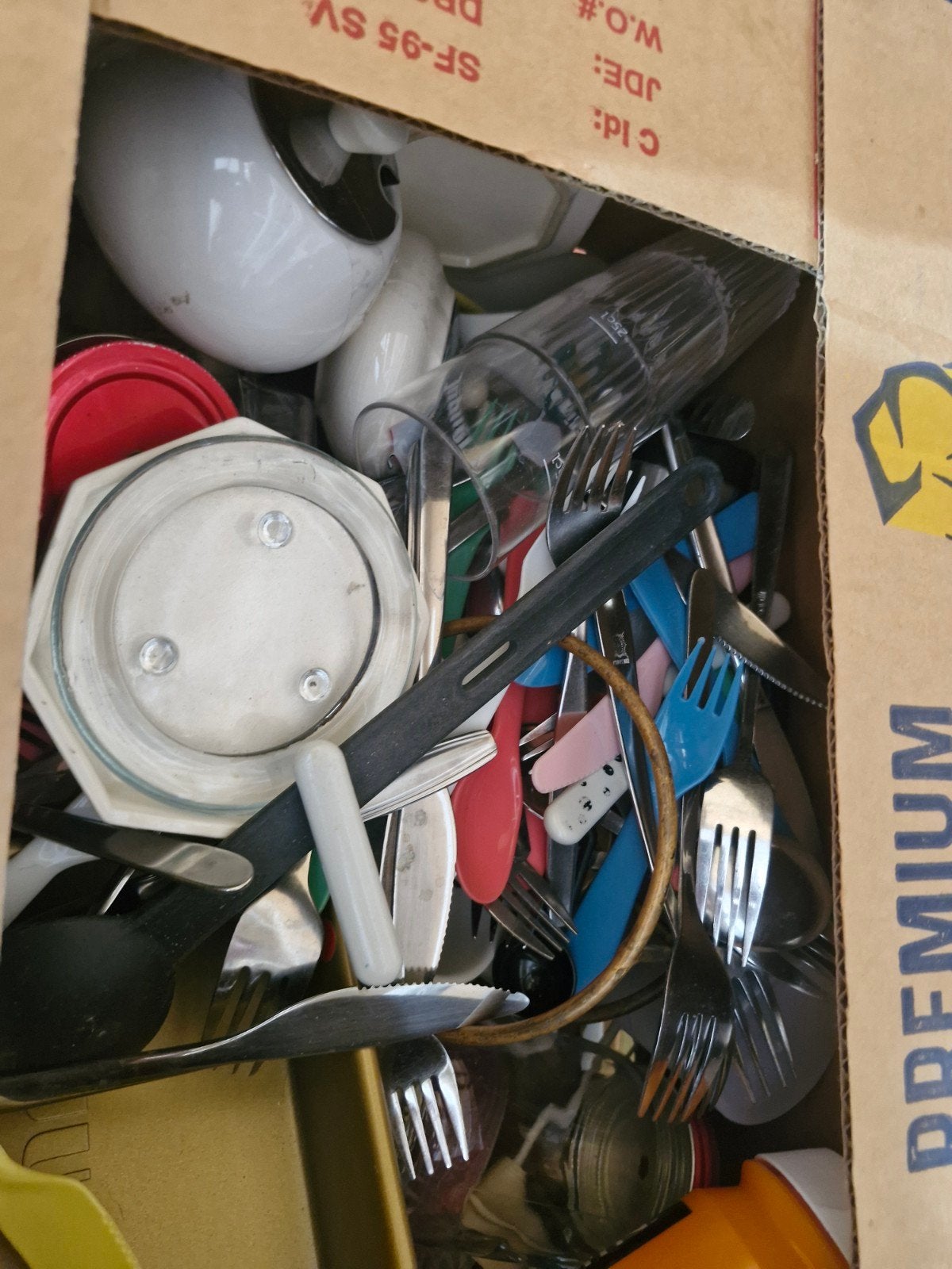 keuken benodigdheden, Ophalen