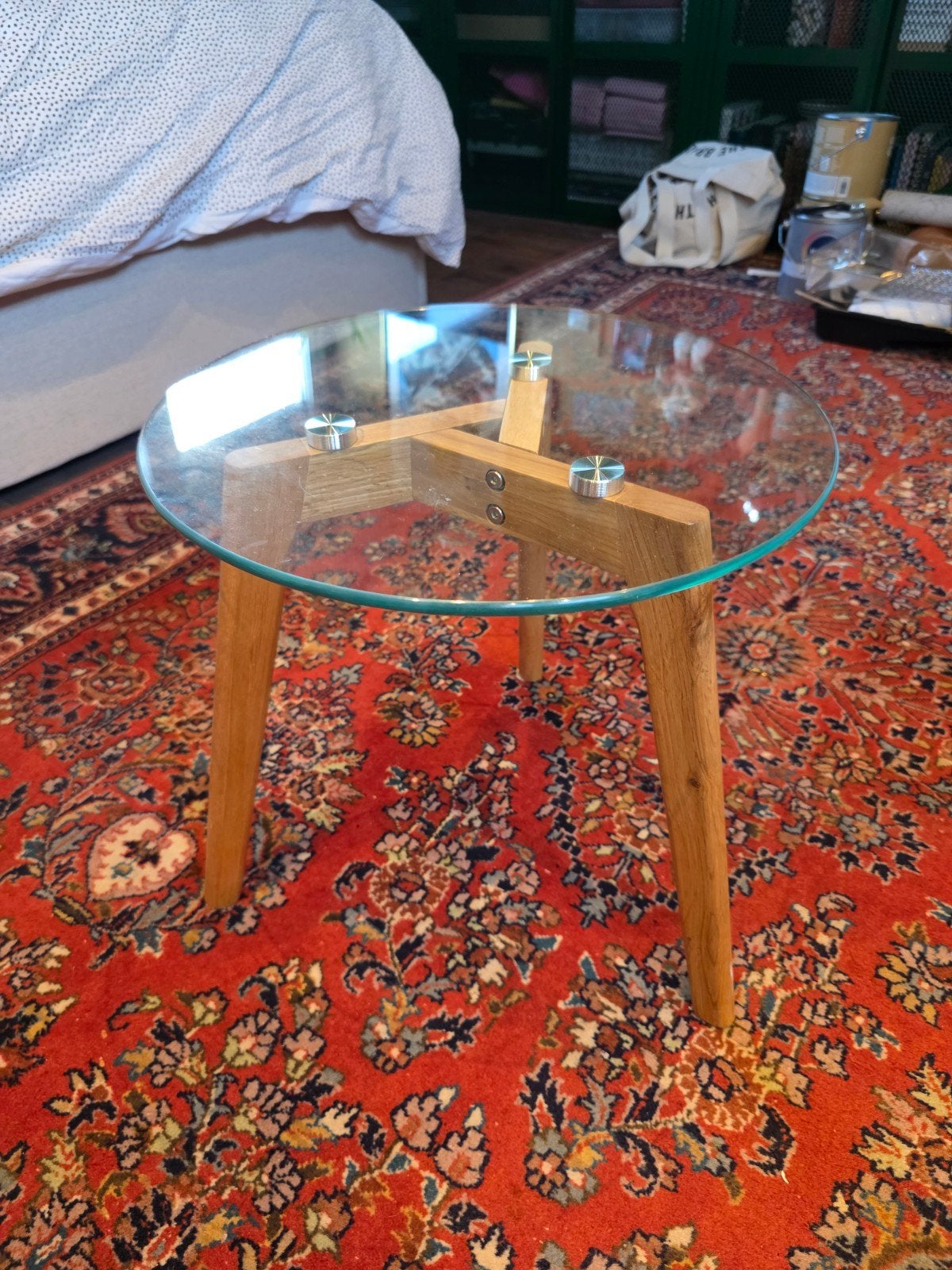 Stijlvolle bijzettafel met glazen blad, Ophalen, Minder dan 50 cm, Gebruikt, Rond
