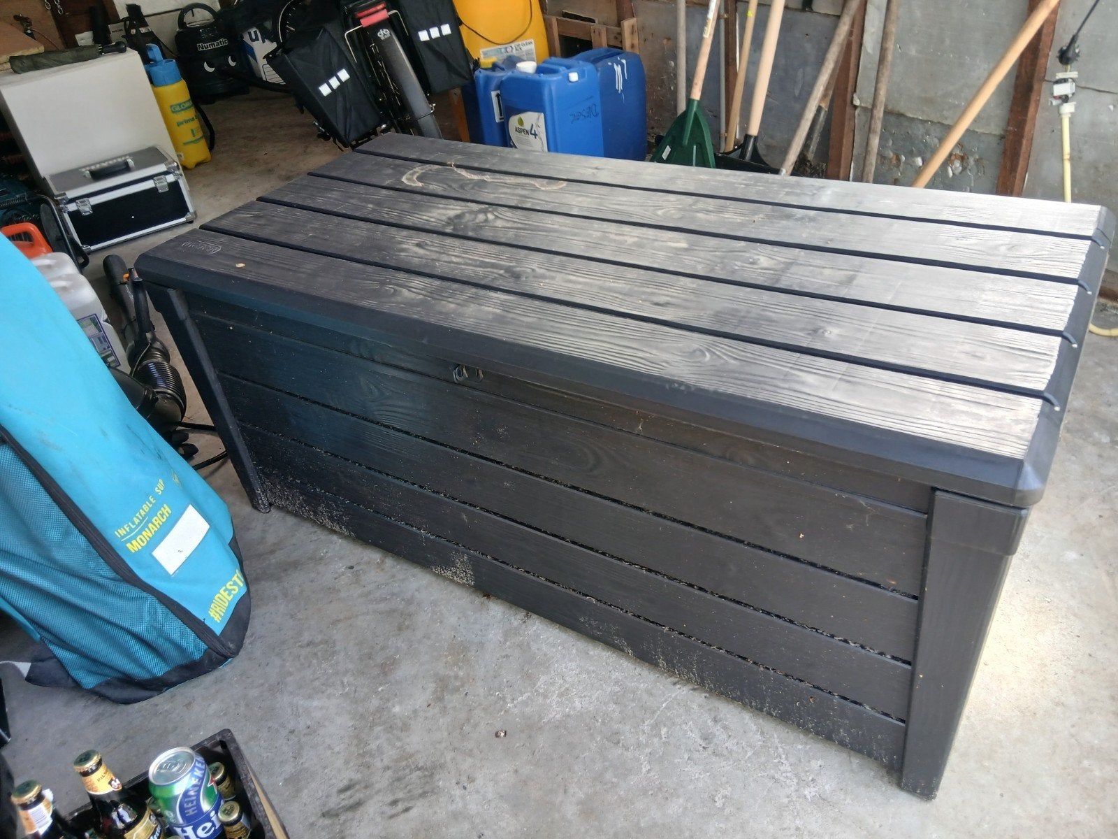 Keter Brightwood opbergbox kussenbox 455L, Ophalen, Zo goed als nieuw, Kunststof, Overige typen