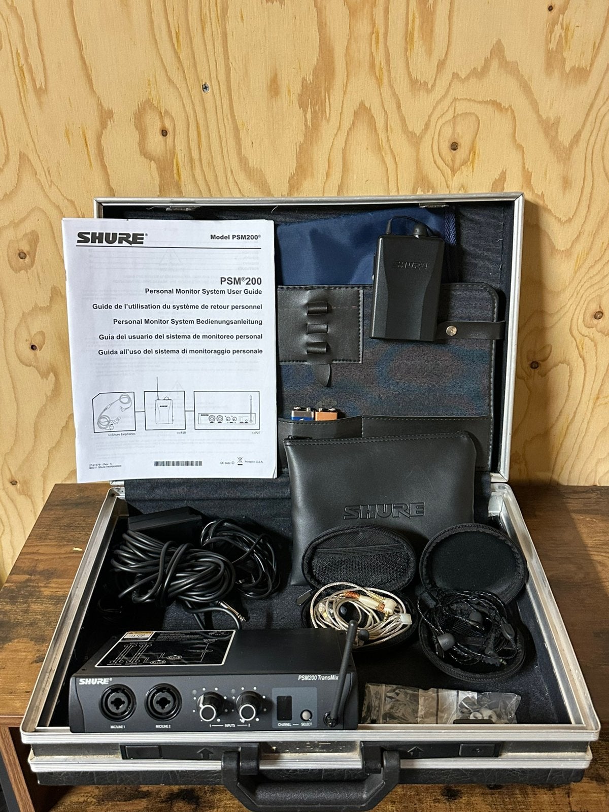 In ear system Shure PSM 200 (draadloos zender + ontvanger), Ophalen, Zo goed als nieuw, Overige typen, Draadloos