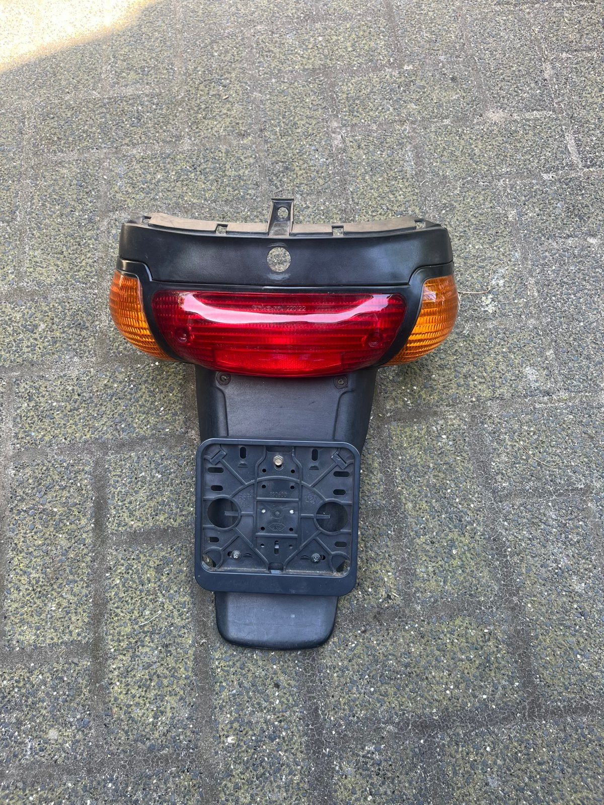 piaggio zip type 1/2/3 achterspatbord en lamp, Ophalen of Verzenden