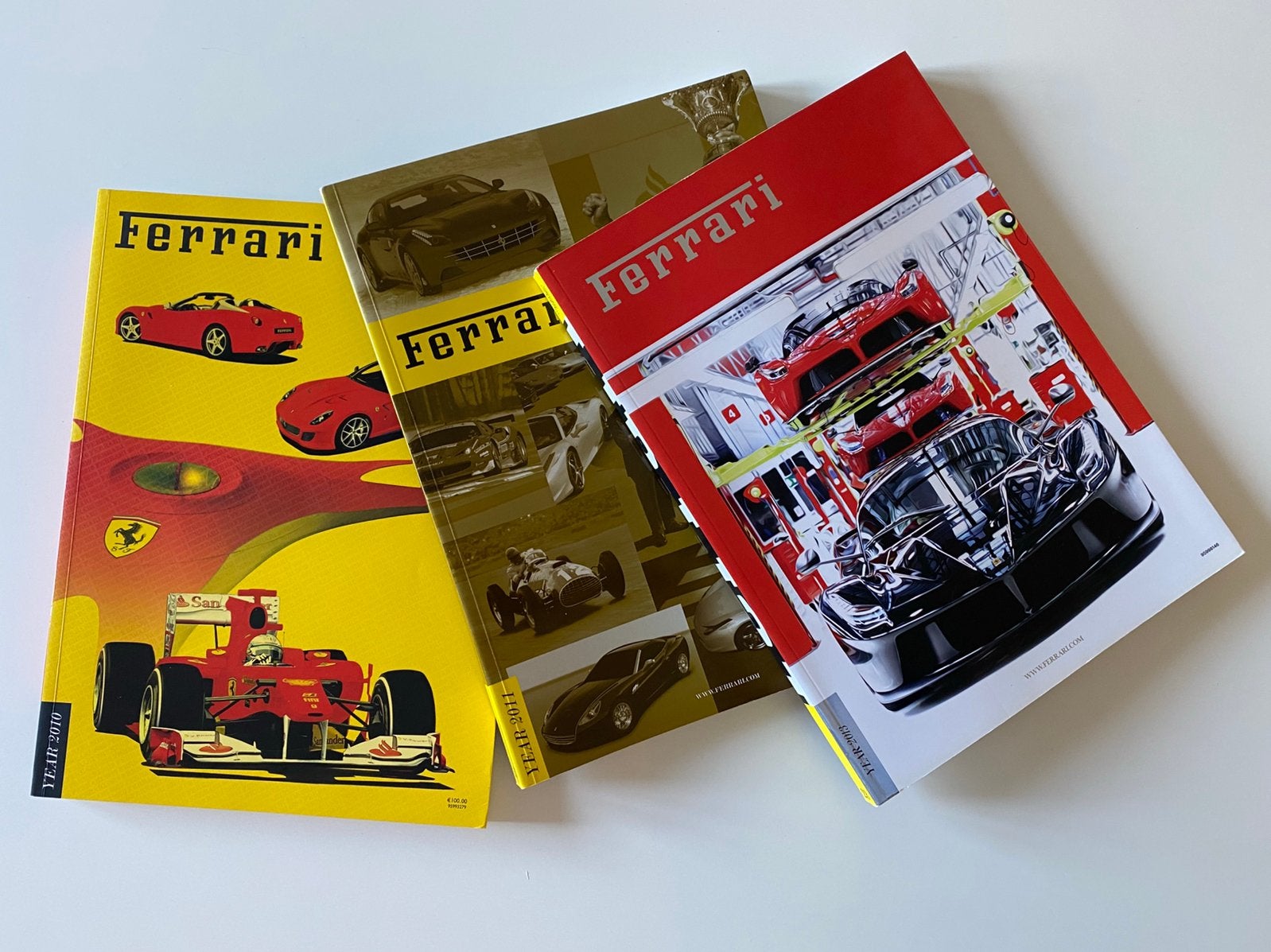 3 Ferrari Jaarboeken 2010/ 2011/ 2013, Ophalen, Zo goed als nieuw, Ferrari
