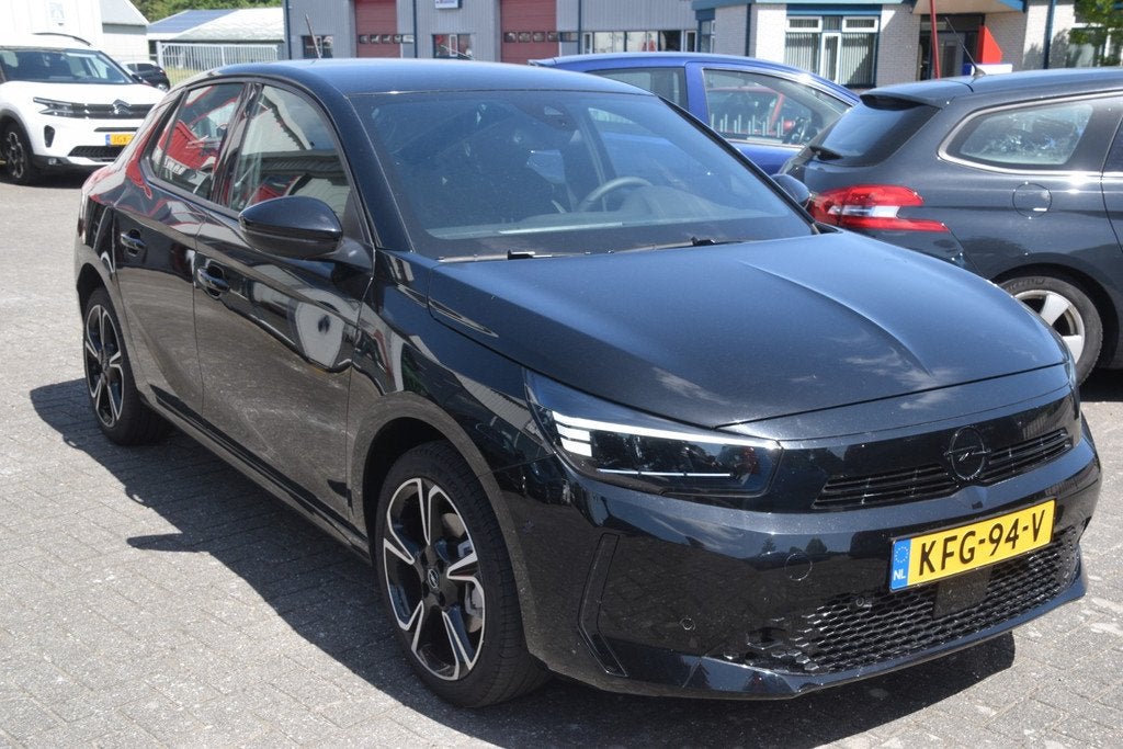 Opel Corsa 1.2 Turbo GS Carplay | LED | AC | Bluetooth | Cam, Voorwielaandrijving, Gebruikt, Euro 6, Zwart