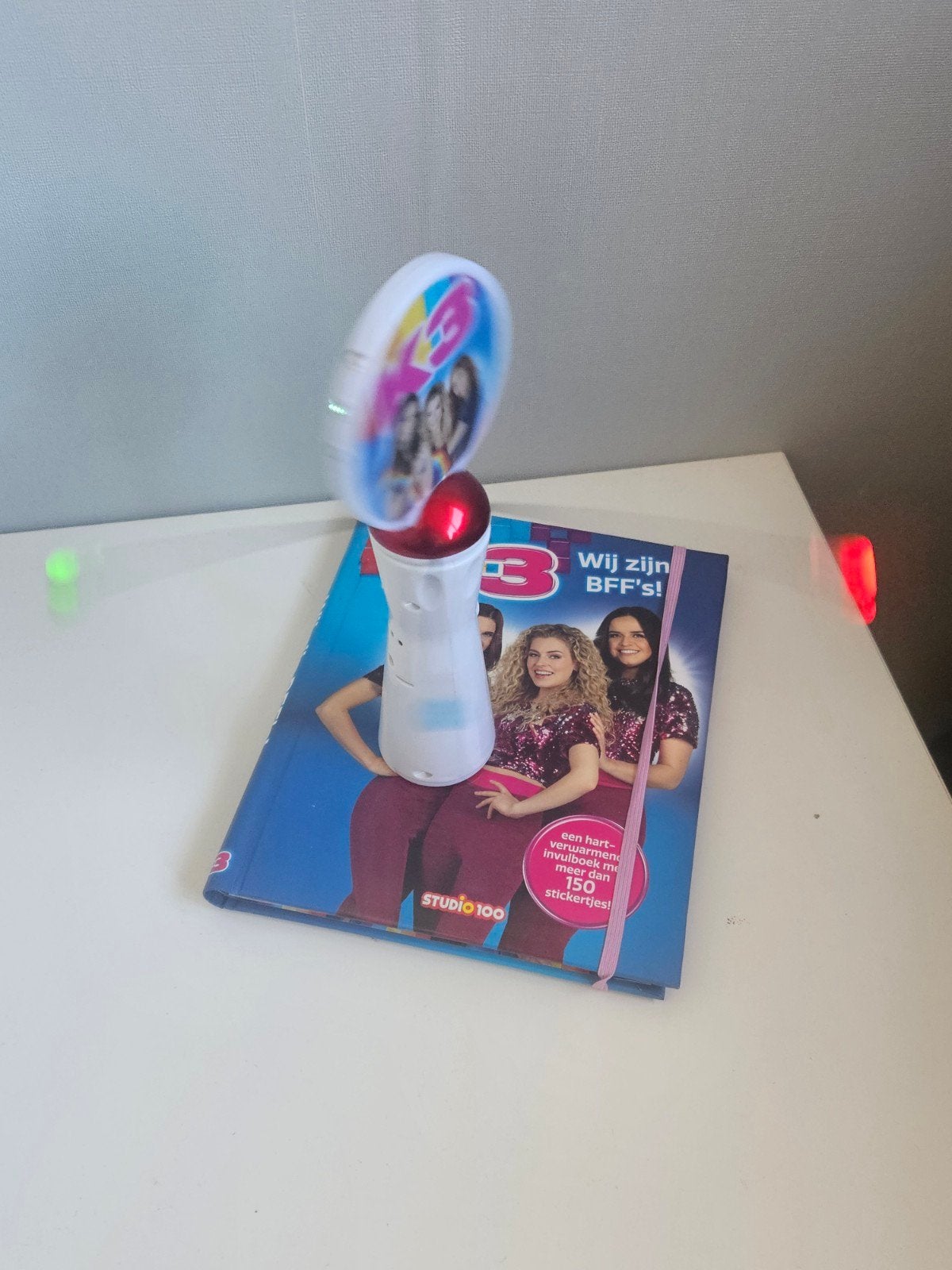 K3 Vriendenboekje & Draaier met Lichtjes - Studio 100, Ophalen of Verzenden, Jongen of Meisje