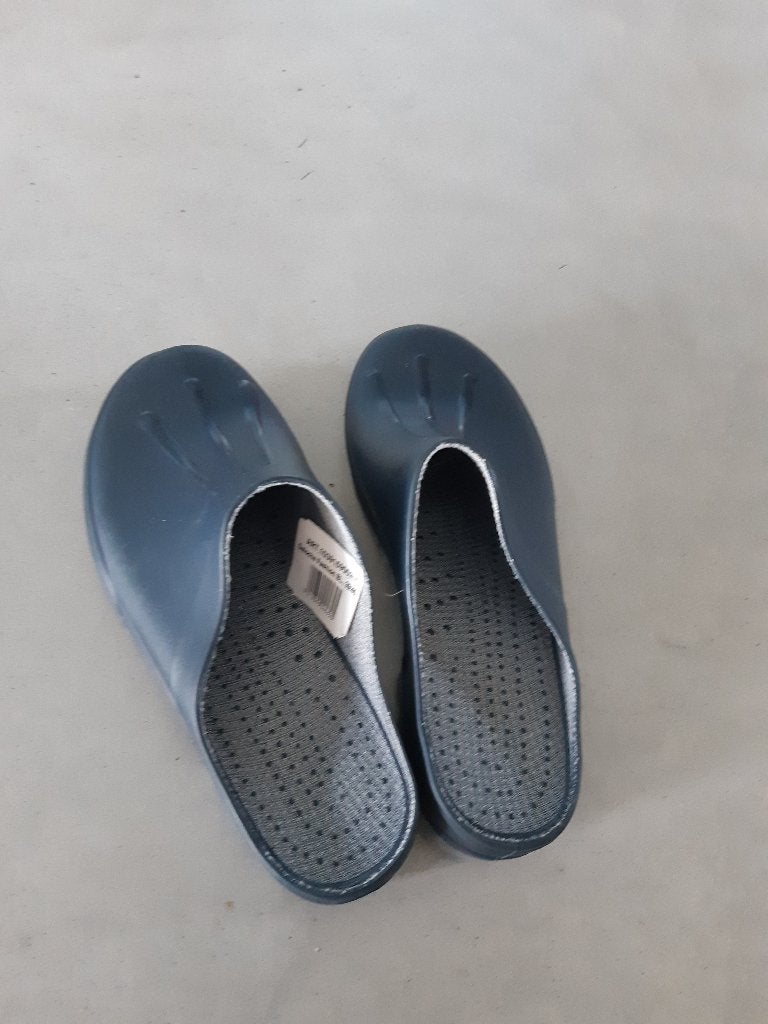 Tuinklompen maat 39-40 - laatste paar, Ophalen, Nieuw, Schoenen