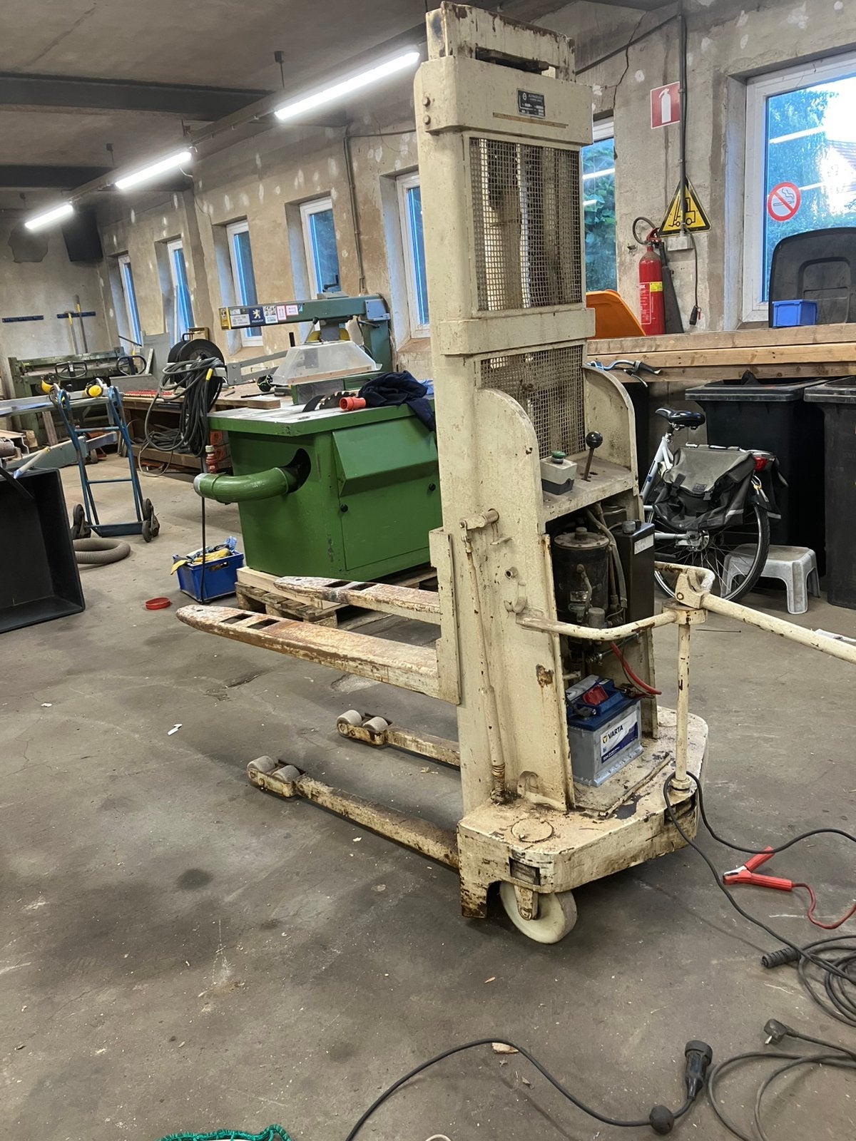 12 volt heffer 1000 kg - Elektrische Stapelaar 12 volt, Ophalen of Verzenden, Elektrisch