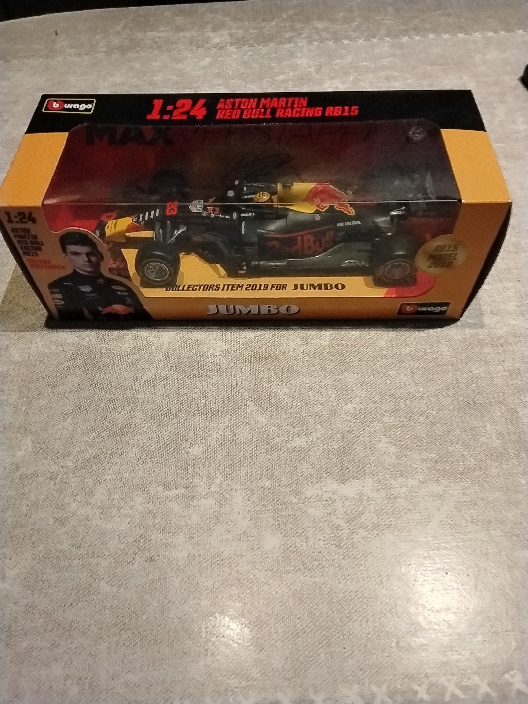 Bburago Aston Martin Red Bull Racing RB15 Max Verstappen, Hobby en Vrije tijd, Modelauto's | 1:32, Ophalen