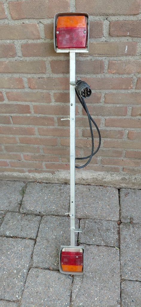 Verlichtingsbalk, Ophalen, Gebruikt