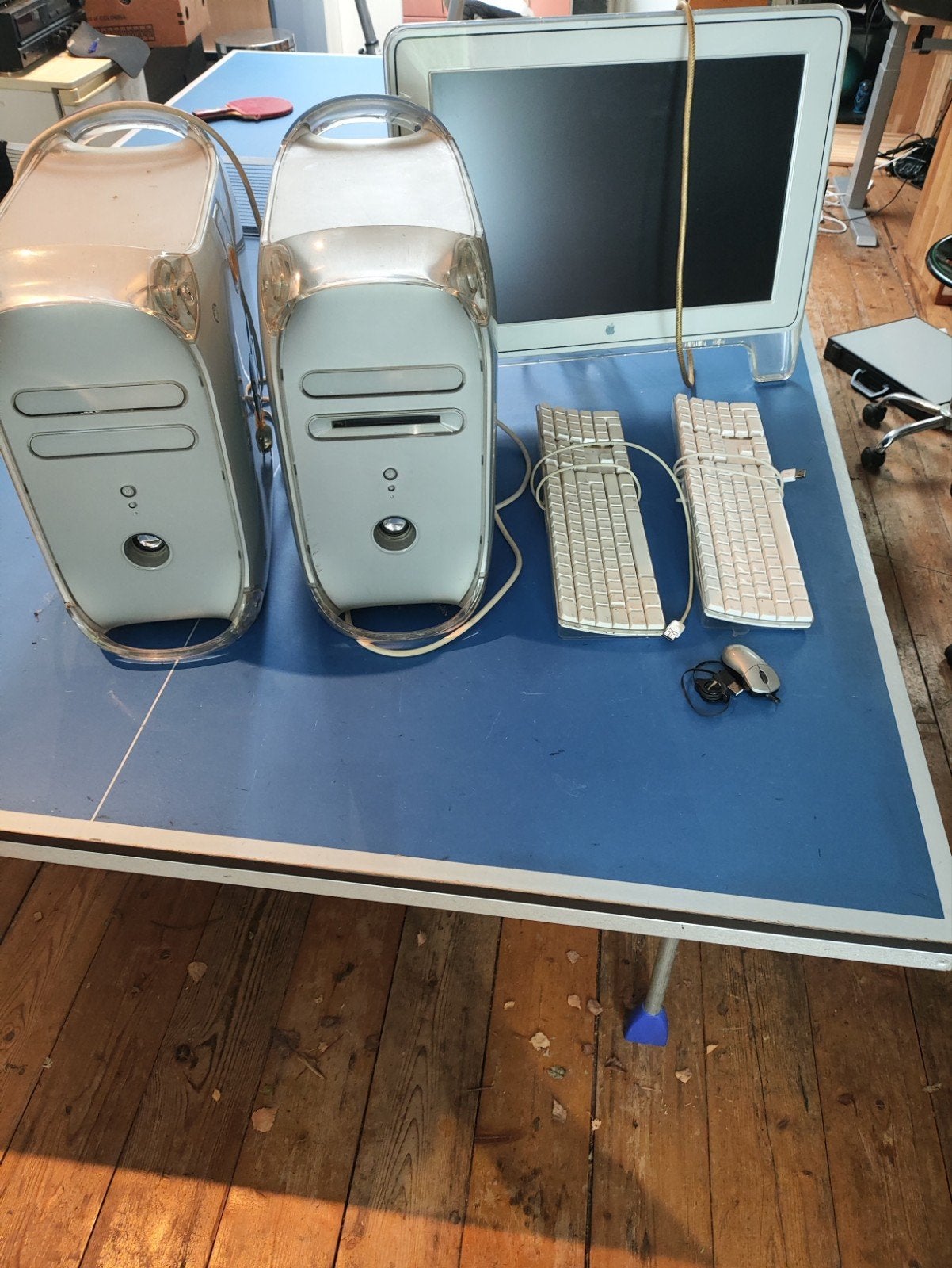 2x Apple Power Mac G4 met monitor en toetsenborden, Computers en Software, Ophalen, Gebruikt, Minder dan 4 GB, Onbekend