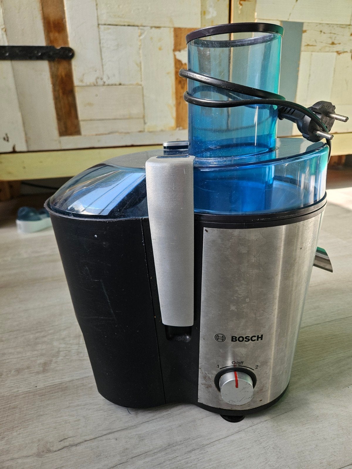 Bosch Juicer, Ophalen