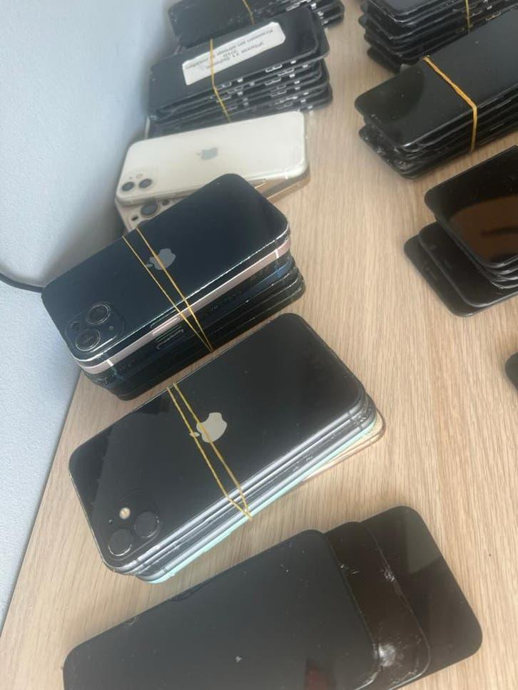 Partij Beschadigde iPhone Schermen & Behuizingen, Telecommunicatie, Ophalen of Verzenden, Gebruikt, Overige typen