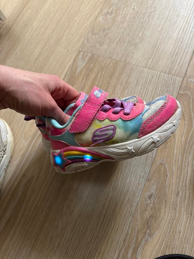 Leuke Skechers schoenen maat 25 met lichtjes, Ophalen of Verzenden, Gebruikt, Meisje, Schoenen