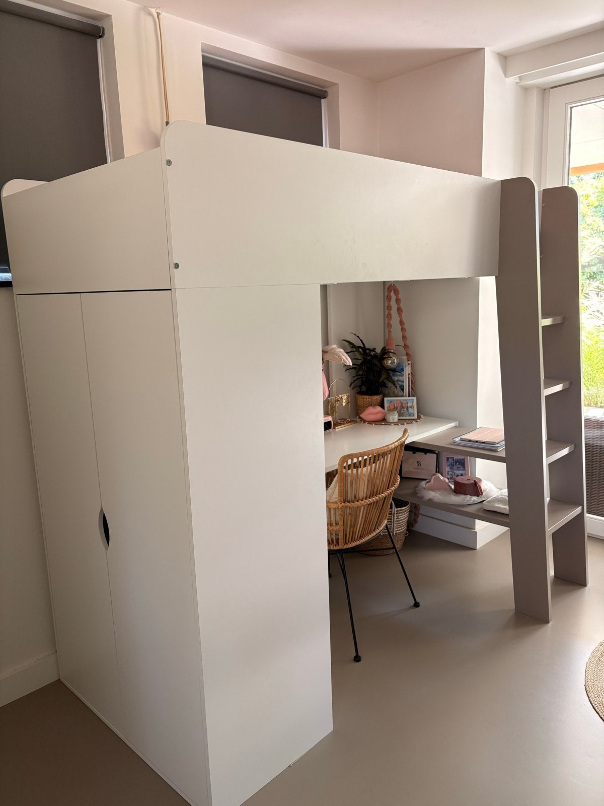 Hoogslaper met bureau en kast - wit/grijs Petit Amelie, Ophalen, Gebruikt, Eenpersoons, 200 cm
