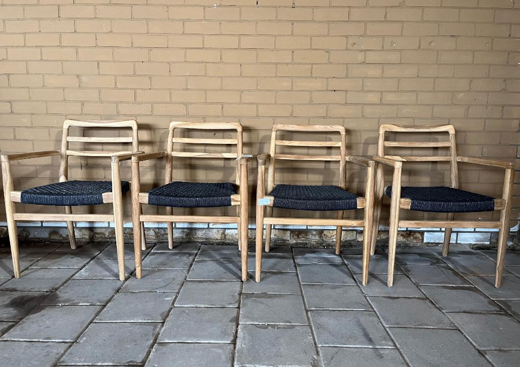 Raw Materials Tuinstoel Verano arm Set 4 €365 p stuk nu, Kunststof, Raw Materials, Raw Materials, Nieuw