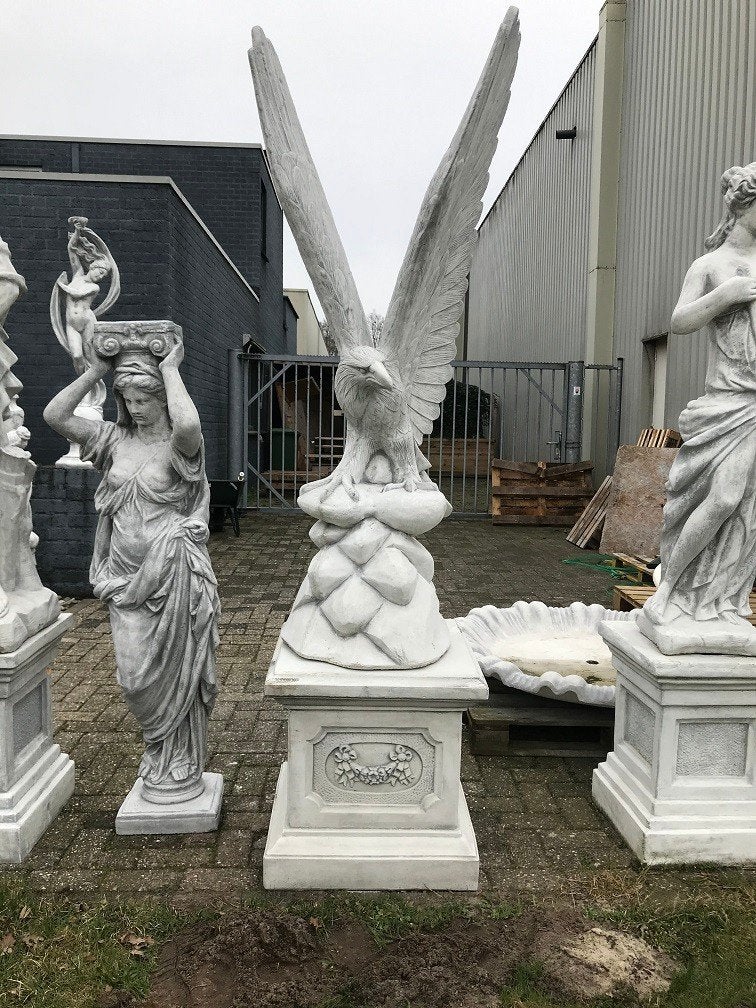 Adelaar beeld, tuinbeeld, zeer groot, dierenbeeld op sokkel, ., Nieuw, Ophalen of Verzenden, .