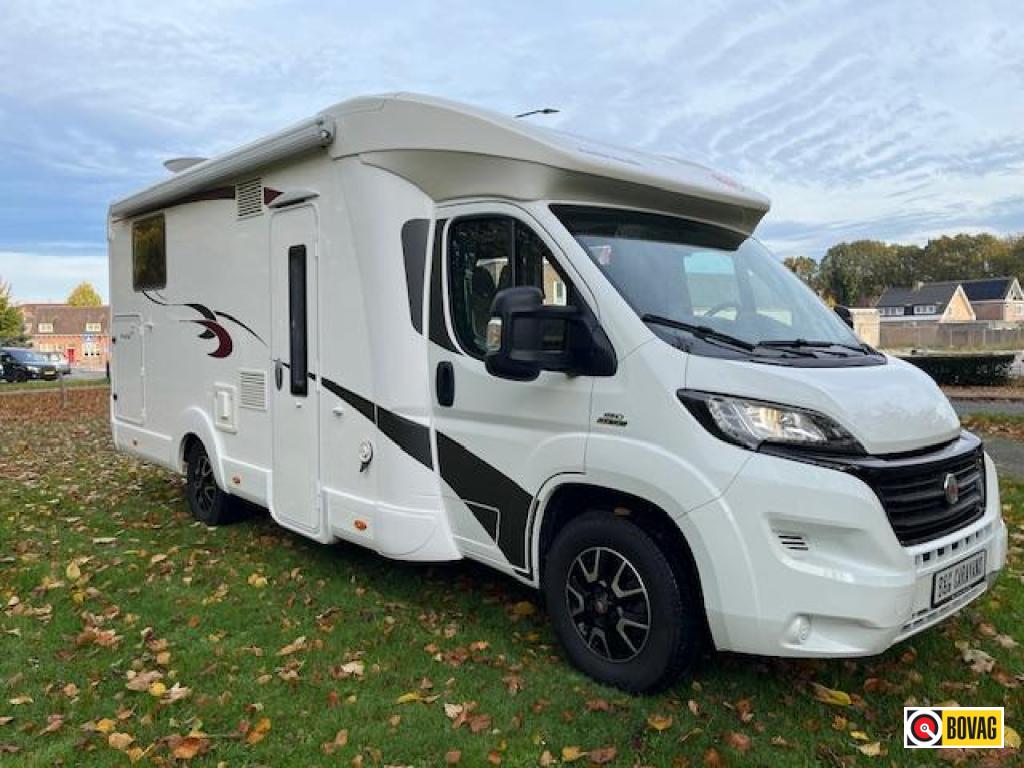 Eura Mobil Profila 720 QB Topstaat, super compleet, Caravans en Kamperen, Campers, Bedrijf, Half-integraal, Eura Mobil, Fiat, Diesel
