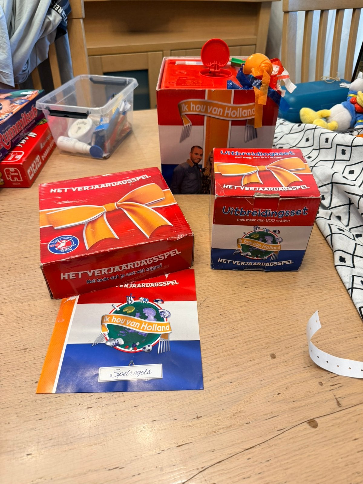 Het verjaardagsspel inclusief uitbereiding werkend, Hobby en Vrije tijd, Gezelschapsspellen | Bordspellen, Ophalen of Verzenden