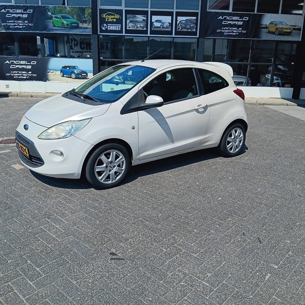 Ford Ka 1.2 Titanium, Auto's, Ford, Voorwielaandrijving, Stof, Gebruikt, 1242 cc