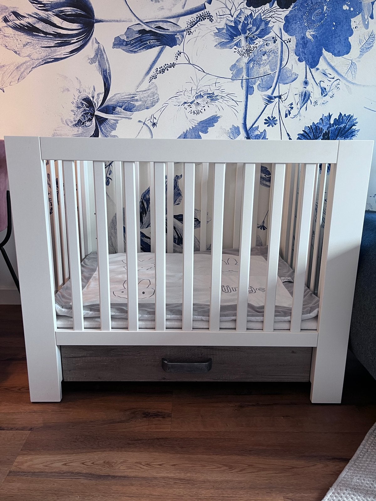Box met verstelbare bodem incl. matras en boxkleed, Kinderen en Baby's, Boxen, Ophalen, Gebruikt, Rechthoekig, In hoogte verstelbaar