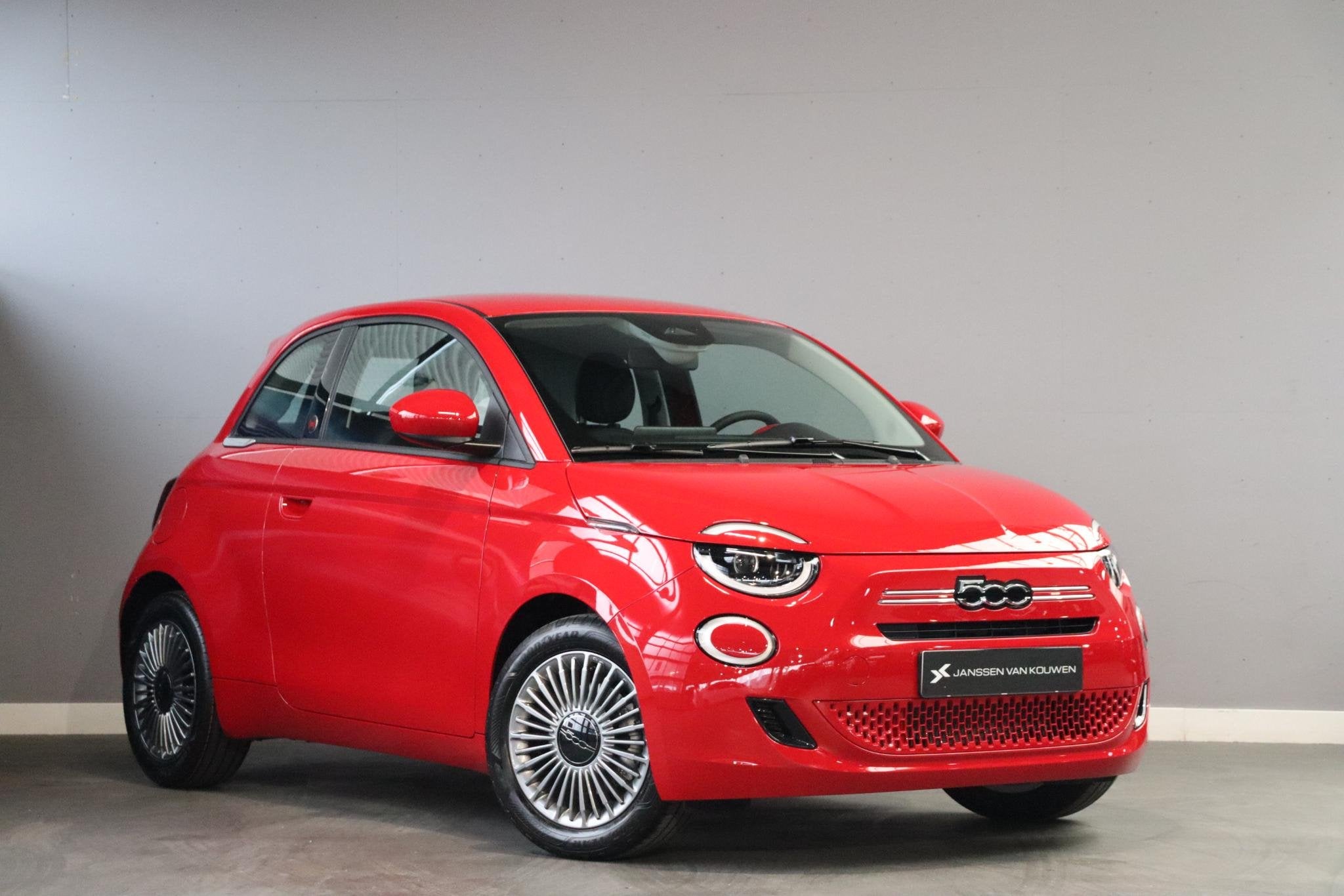 Fiat 500 1.0 Hybrid Torino Launch Edition NIEUW MODEL / Voor, Auto's, Fiat, 12 maanden, Stof, 966 kg, Euro 6