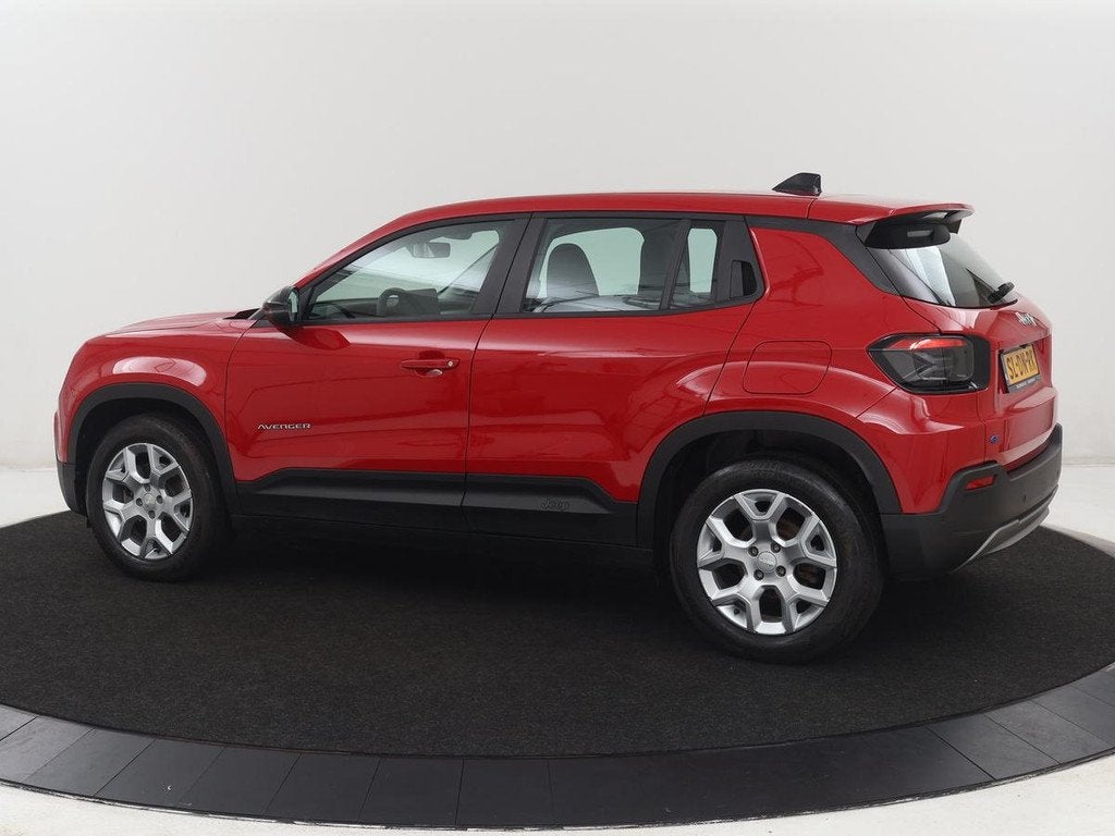 Jeep Avenger 54 kWh | SOH 94,2% | 3 Fase | Stoelverwarming |, Auto's, Jeep, Stof, Gebruikt, 334 min, 156 pk