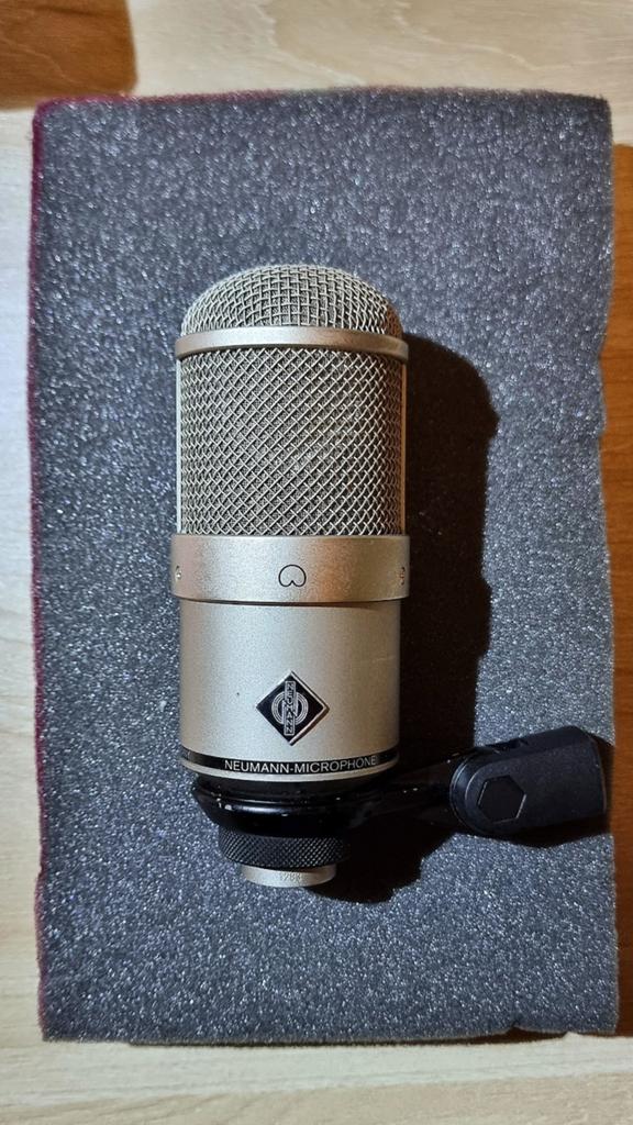 Neumann M147 Tube EU - Complete set in goede staat - Vintage, Muziek en Instrumenten, Microfoons, Ophalen of Verzenden, Studiomicrofoon