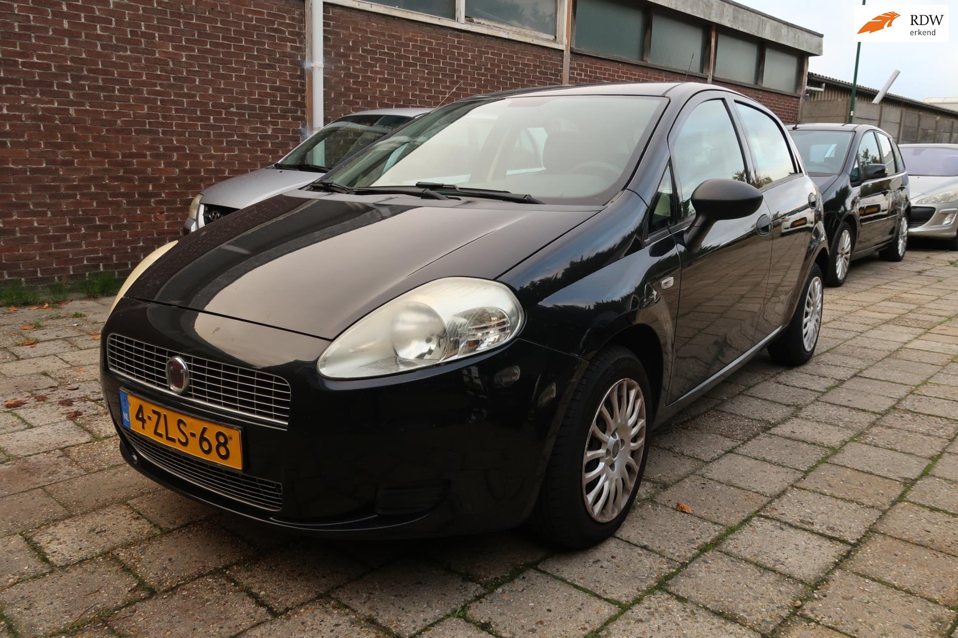 Fiat Grande Punto 1.4 Actual *Rijklaarprijs *Airco *Onderhou, Auto's, Voorwielaandrijving, Stof, Zwart, 4 cilinders