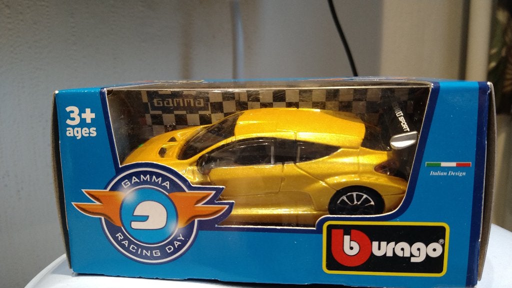 Bburago Gamma Racing Day Renault Megane Yellow 1:43, Ophalen of Verzenden, Nieuw, Auto, Overige merken